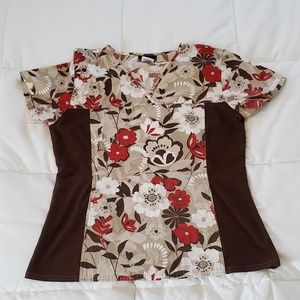 Cherokee Flexible Scrub Top M